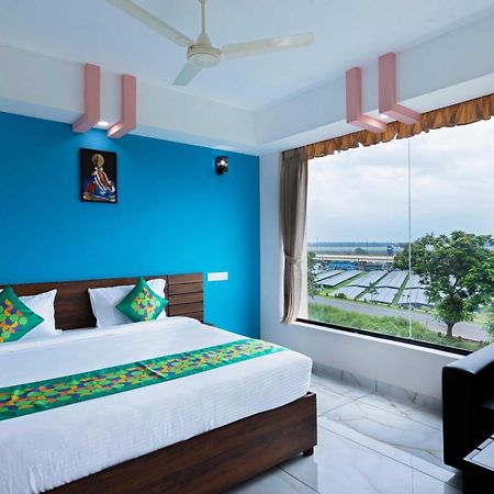 Treebo Airsuite Airport Hotel Kochi Eksteriør bilde