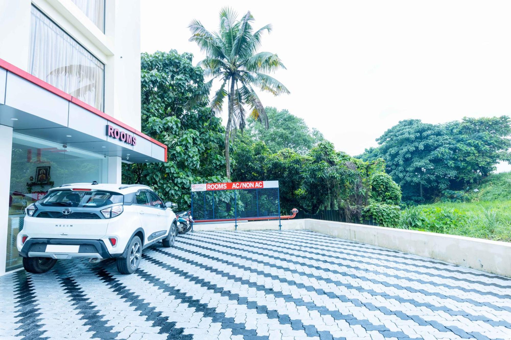 Treebo Airsuite Airport Hotel Kochi Eksteriør bilde